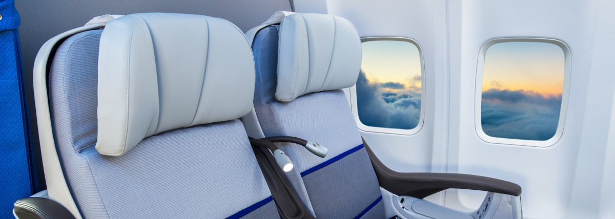 SCHMETZ_Flugzeug_Sitz_shutterstock_548782846